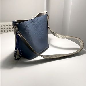 Find Kapoor Leather Pingo Bucket Bag Set